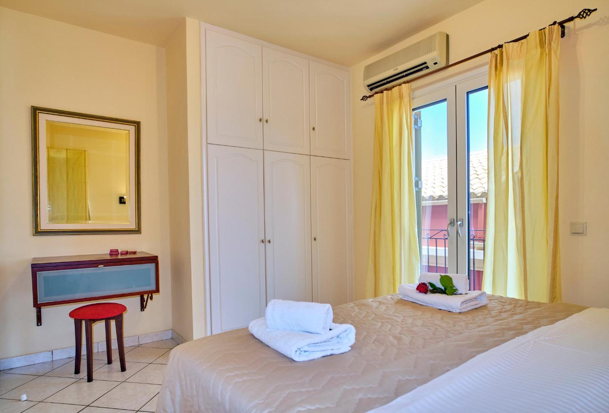 Chrismos Luxury Suites Apraos Corfu Exterior foto